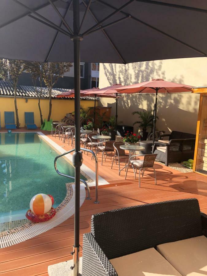 Mosoly Apartman Szeged Esterno foto